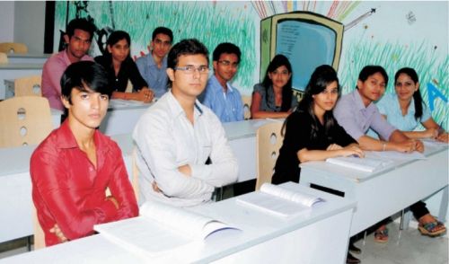 Reena Mehta College, Thane