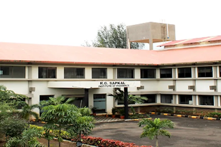 RG Sapkal Institute of Pharmacy, Nashik