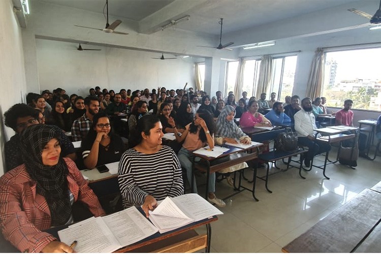 Rizvi Law College, Mumbai