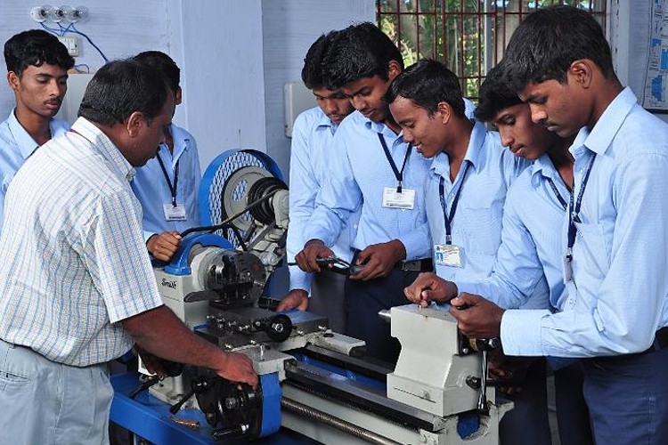 Roever College of Engineering and Technology, Perambalur