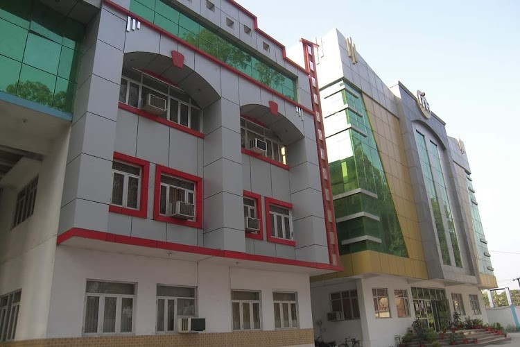 Roorkee College of Pharmacy, Roorkee