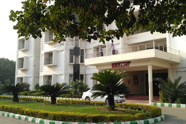Roorkee Engineering & Management Technology Institute, Muzaffarnagar