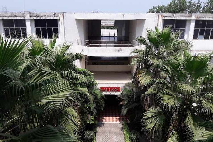 Roorkee Engineering & Management Technology Institute, Muzaffarnagar