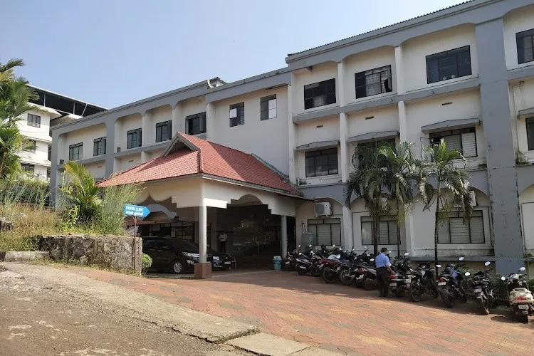 Royal Dental College, Palakkad