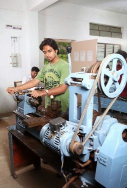 Royal Institute of Technology & Science Chevalla, Ranga Reddy