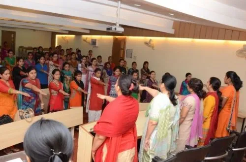 RR Bawa Dav College for Girls, Batala