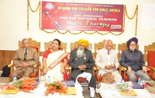 RR Bawa Dav College for Girls, Batala