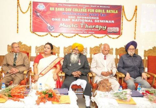 RR Bawa Dav College for Girls, Batala