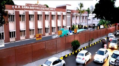 RR Bawa Dav College for Girls, Gurdaspur