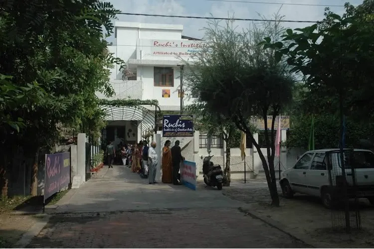 Ruchi's Institute of Creative Arts, Prayagraj