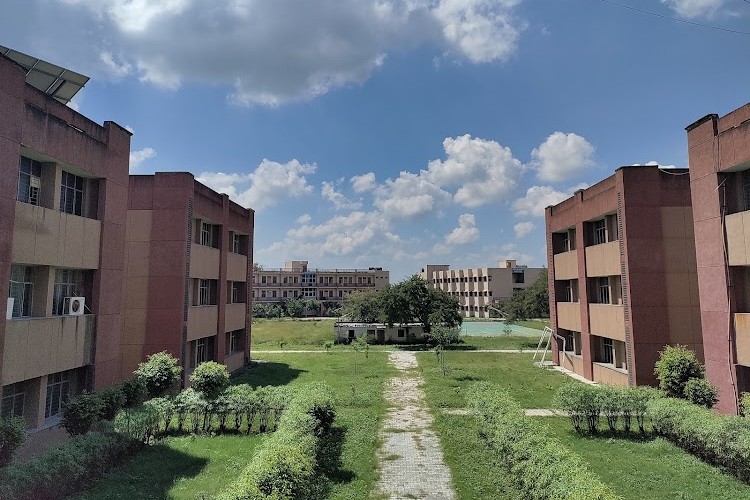 Rustamji Institute of Technology, Gwalior