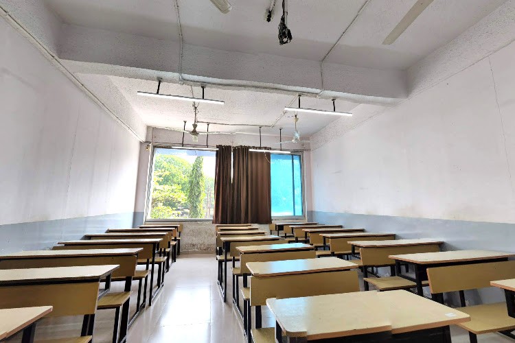 Rustomjee Academy for Global Careers, Thane