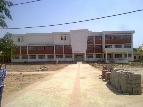 S D College, Barnala