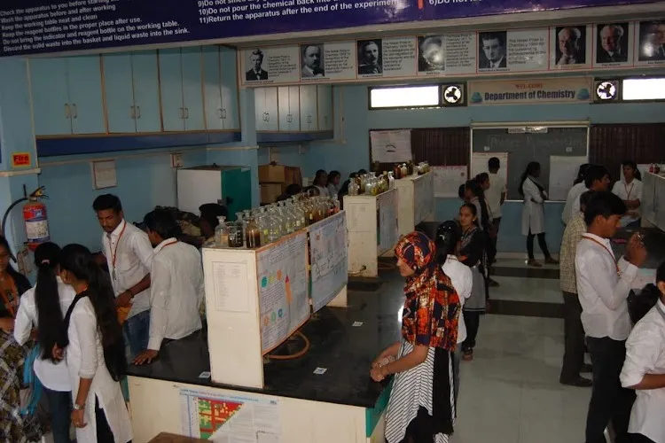 S. M. Dnyandeo Mohekar Mahavidyalaya, Osmanabad