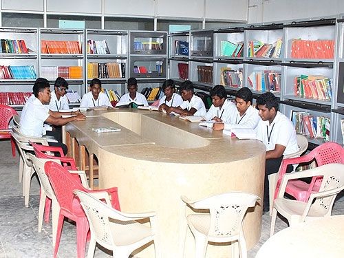 S.A. Raja College of Pharmacy Vadakankulam, Tirunelveli