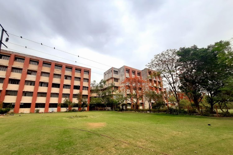 Sachdeva Institute of Technology, Mathura