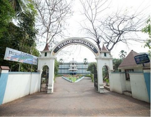 Sacred Heart College Chalakudy, Thrissur