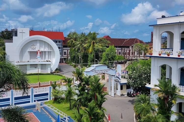 Sacred Heart College, Ernakulam