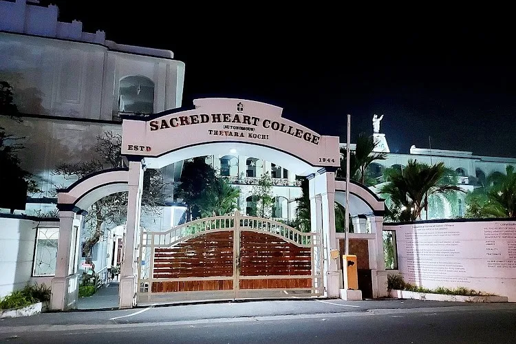 Sacred Heart College Thevara, Ernakulam