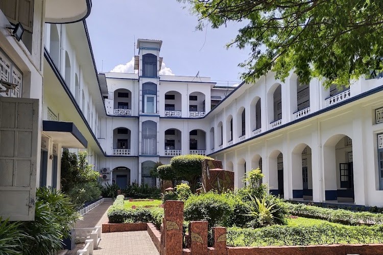 Sacred Heart College, Ernakulam