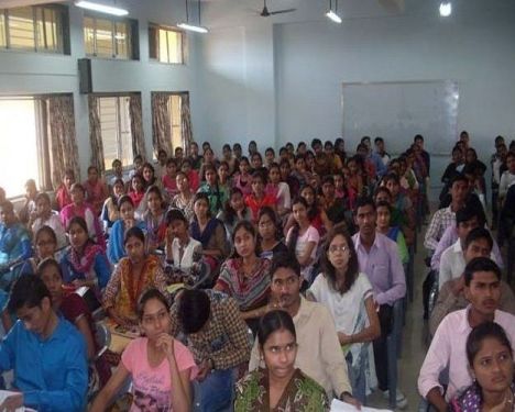 Sadhana Shikshan Mandal's Saraswati College, Shegaon