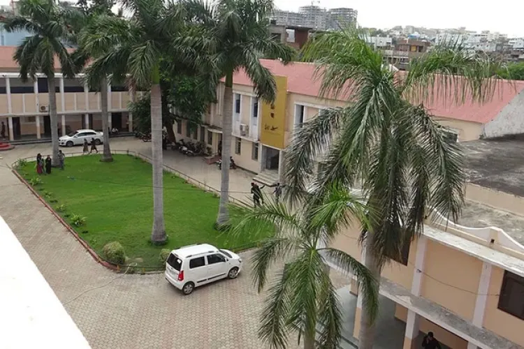 Saifia College of Arts and Commerce, Bhopal