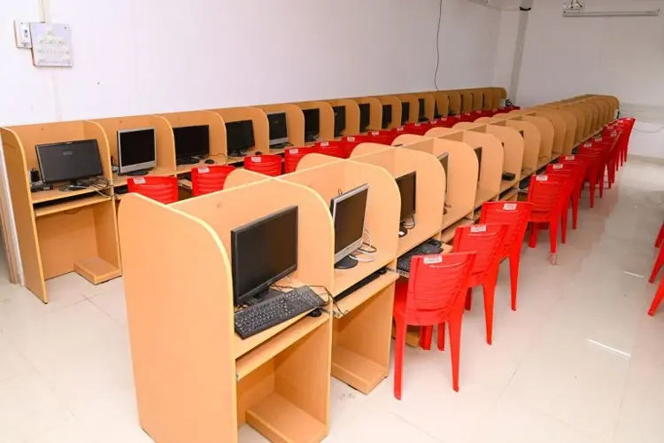 Sanjivani College of Pharmaceutical Education & Research Kopargaon, Ahmednagar