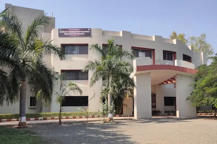 Sanjivani College of Pharmaceutical Education & Research Kopargaon, Ahmednagar