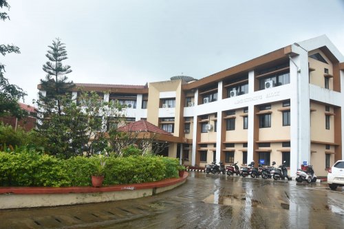 Sant Sohirobanath Ambiye, Government College of Arts and Commerce, Pernem