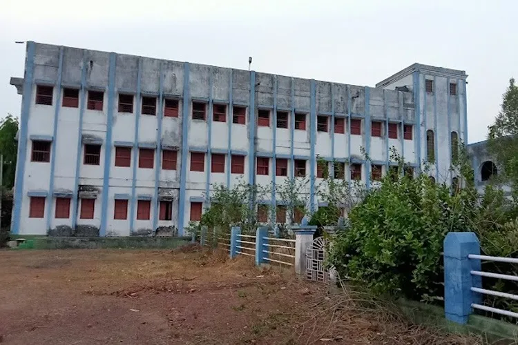 Saras College of Pharmacy, Bagpat