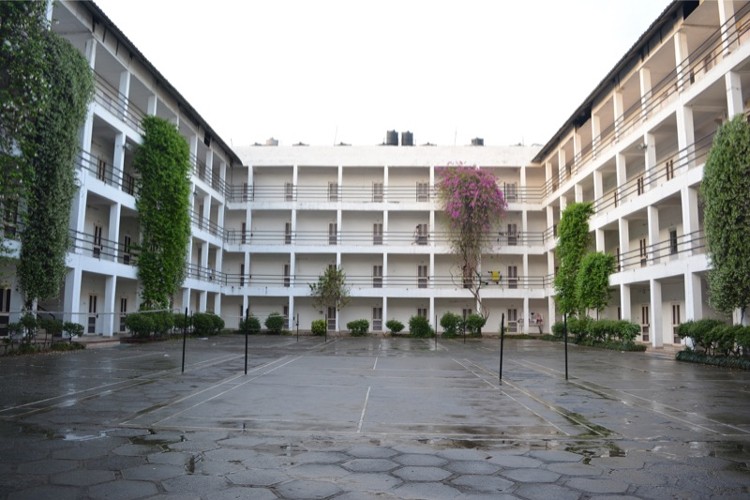 Sardar Bhagwan Singh University, Dehradun