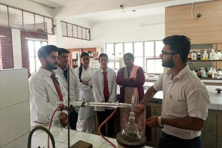 Sardar Bhagwan Singh University, Dehradun