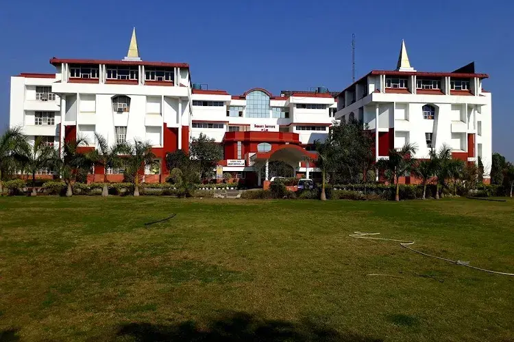 Sardar Patel Subharti Institute of Law, Meerut