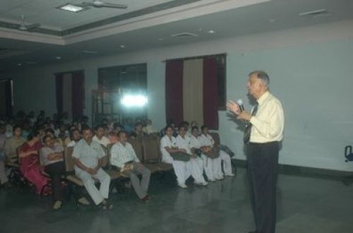 Sardar Patel Subharti Institute of Law, Meerut