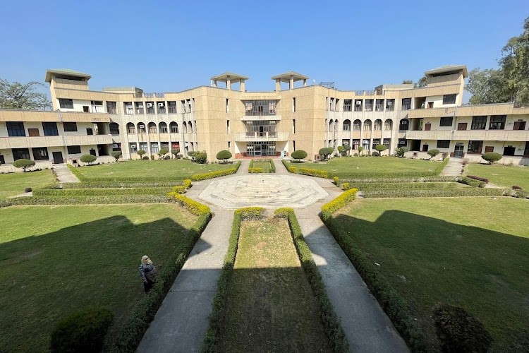 Sardar Vallabh Bhai Patel University of Agriculture and Technology, Meerut