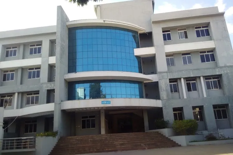 Sardar Vallabhbhai Patel International School of Textiles and Management, Coimbatore