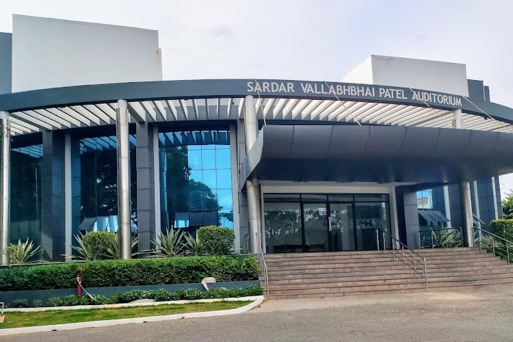 Sardar Vallabhbhai Patel International School of Textiles And Management, Coimbatore