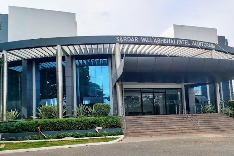 Sardar Vallabhbhai Patel International School of Textiles and Management, Coimbatore