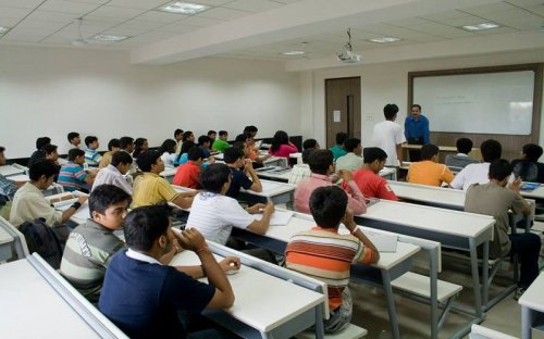 Sarla Anil Modi School of Economics, Mumbai