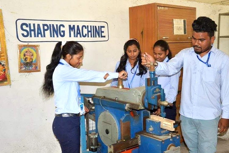 Sarojini Institute of Technology, Jamshedpur