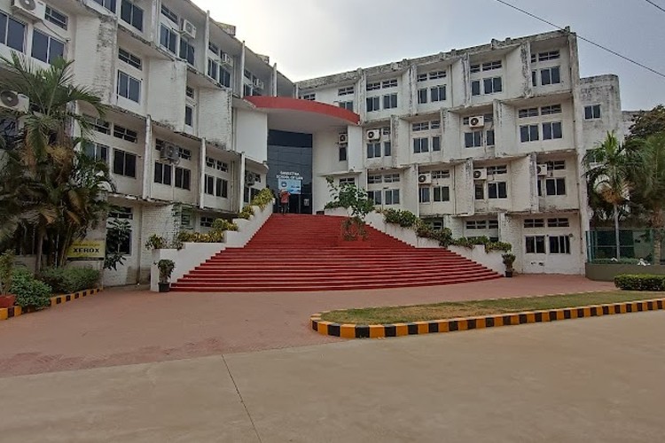 Saveetha School of Law, Chennai