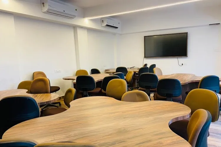 Saveetha School of Management, Chennai