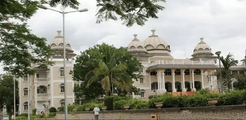 School of Distance Learning, Datta Meghe Institute of Medical Science, Wardha