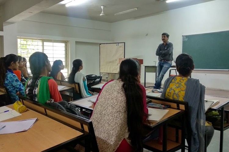 SDPS Women's College, Indore