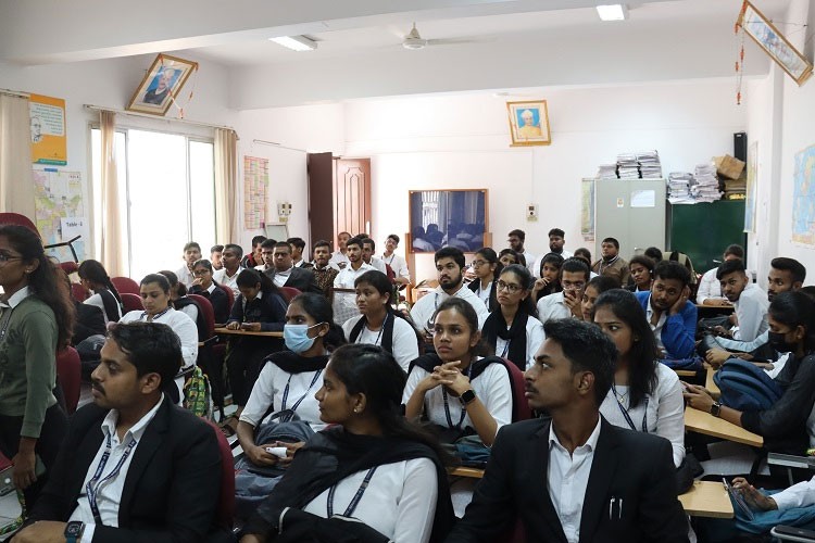 Seshadripuram Law College, Bangalore