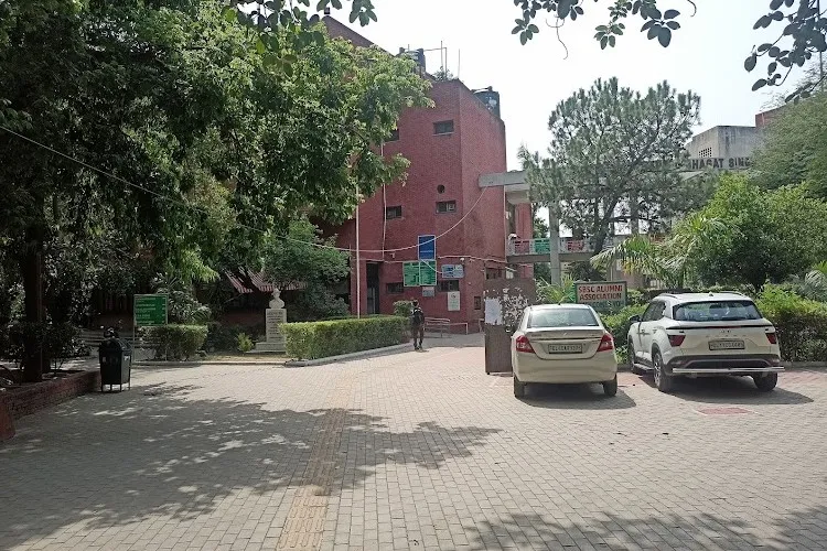 Shaheed Bhagat Singh Evening College, New Delhi