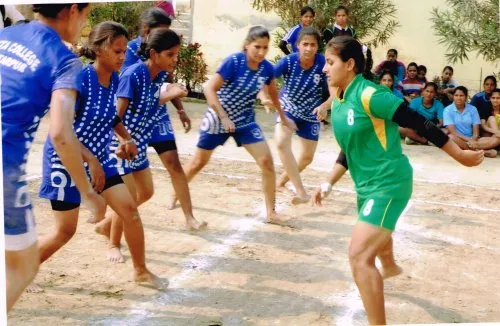 Shaheed Darshan Singh Pheruman Memorial College for Women, Amritsar