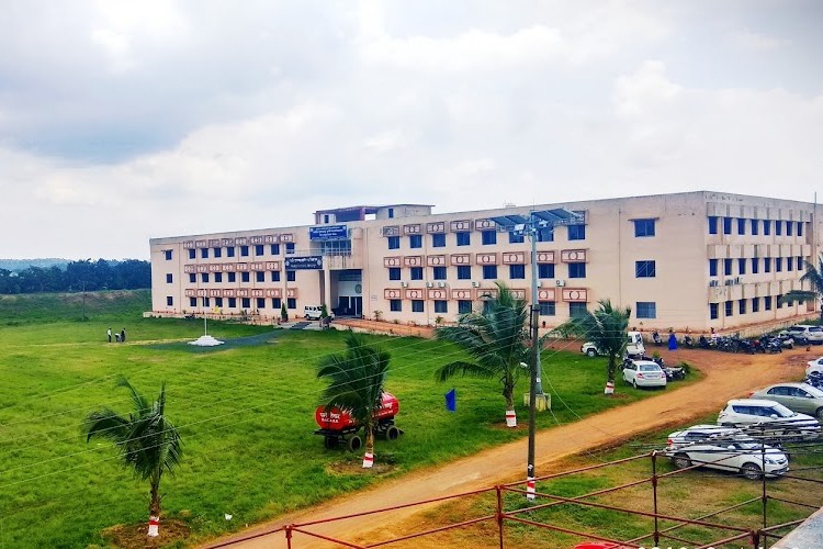 Shaheed Gundadhur College of Agriculture and Research, Raipur