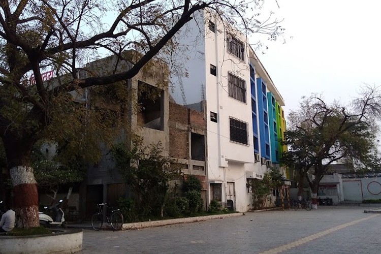 SHANKARLAL KHANDELWAL ARTS, SCIENCE AND COMMERCE COLLEGE, Akola