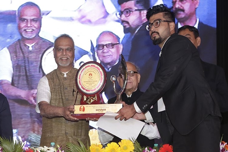 Shankarrao Chavan Law College, Pune